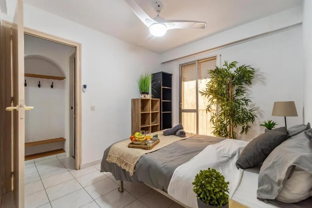 Boutique Living Fuengirola 아파트 0*,